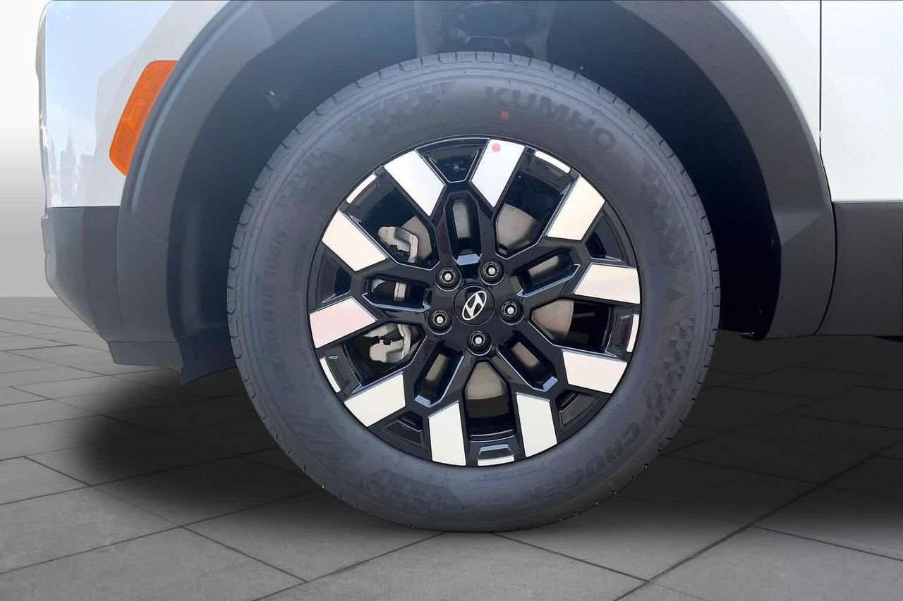 New 2027 Atlas White Hyundai SE FWD image 11