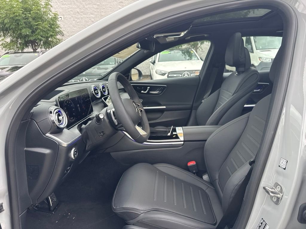 New 2026 MANUFAKTUR Alpine Grey Mercedes-Benz C 300 image 9