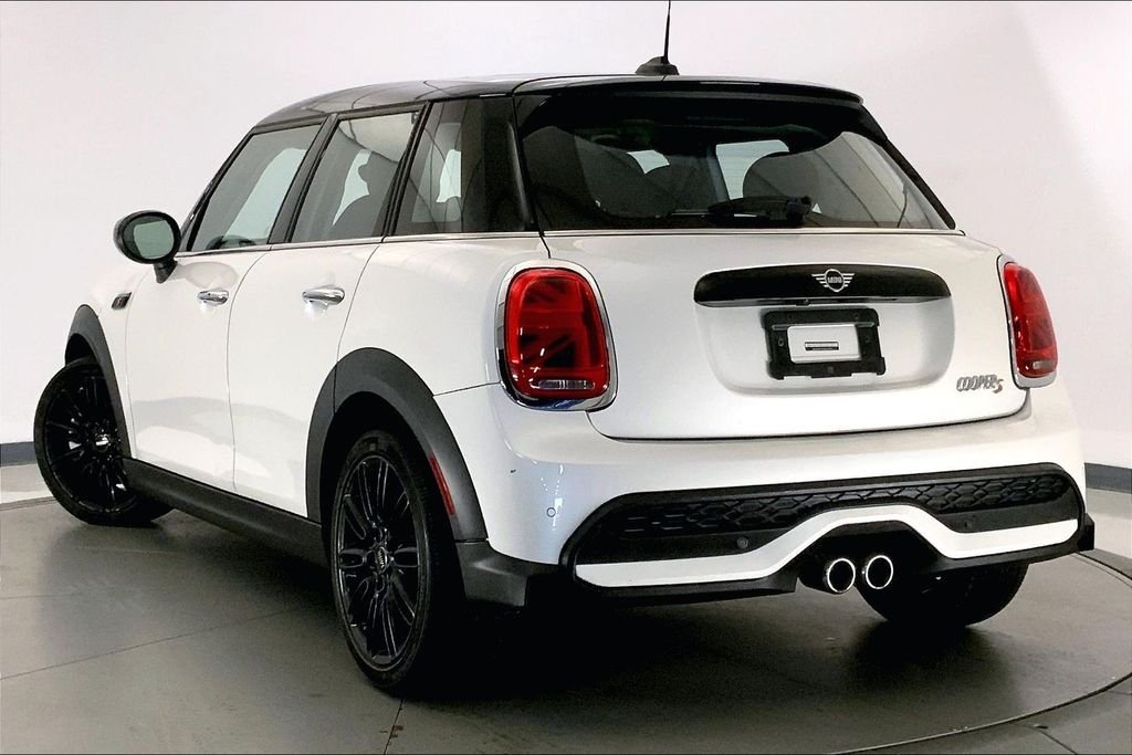 Used 2024 Nanuq White Metallic MINI  image 10