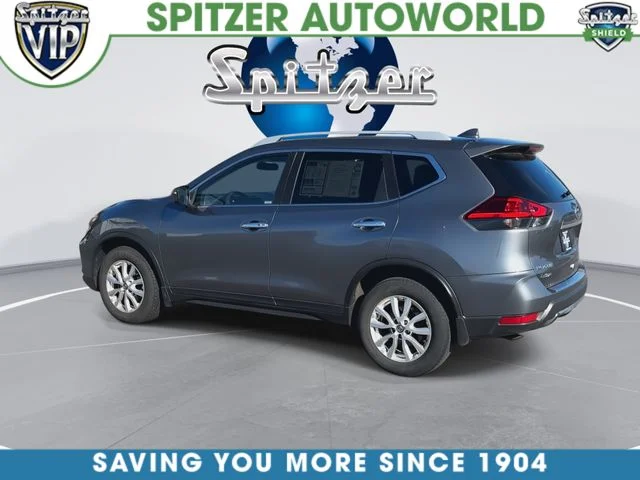 Used 2017 Gray Nissan SV image 7