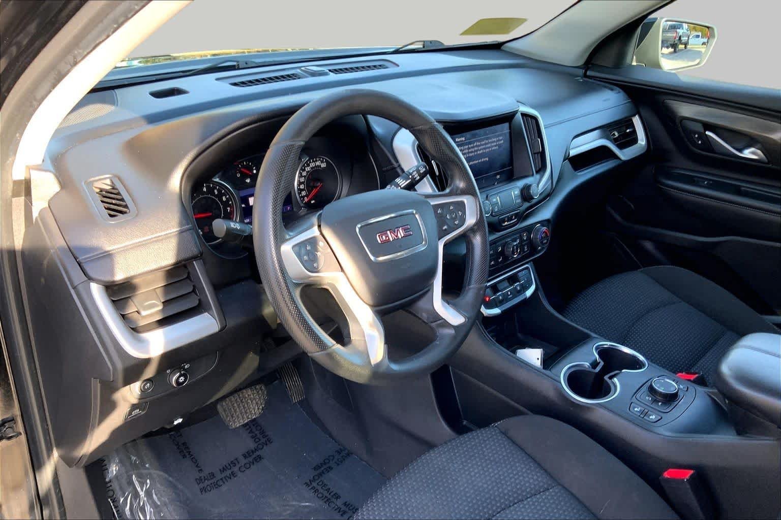 Used 2022 Ebony Twilight Metallic GMC SLE image 18