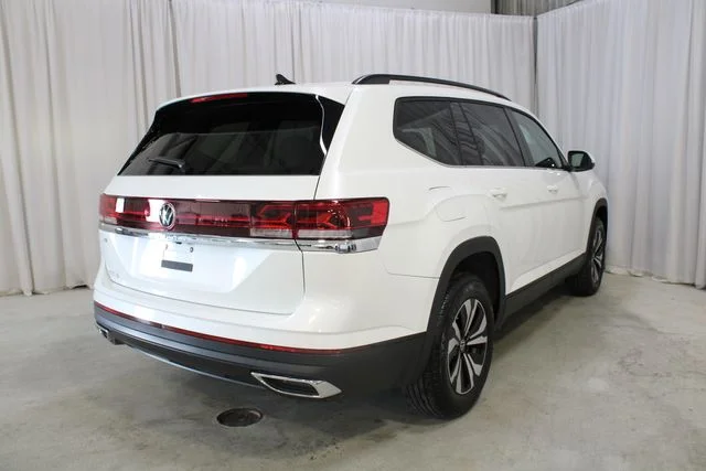 New 2026 White Volkswagen 2.0T SE image 24