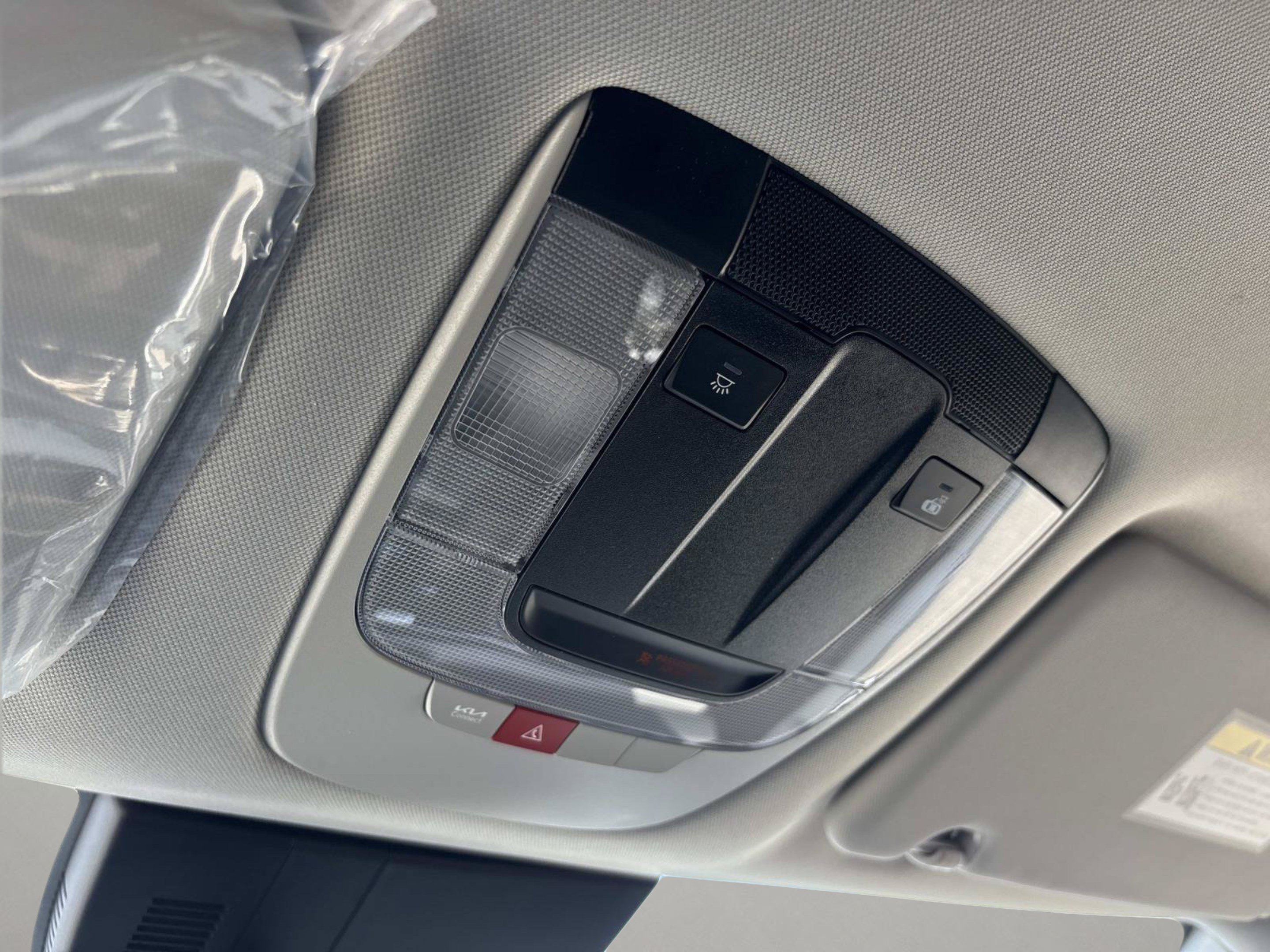 New 2027 Snow White Pearl Kia LX image 27