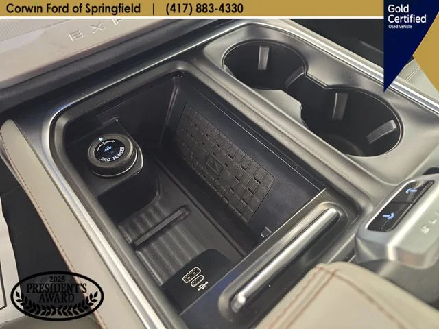 Certified Used 2025 Agate Black Metallic Ford Active image 30