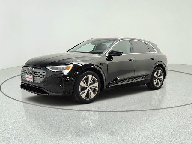 2024 Audi Q8 e-tron Premium quattro
