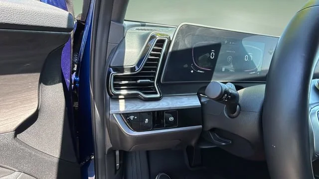 Used 2024 Blue Kia X-Line image 21