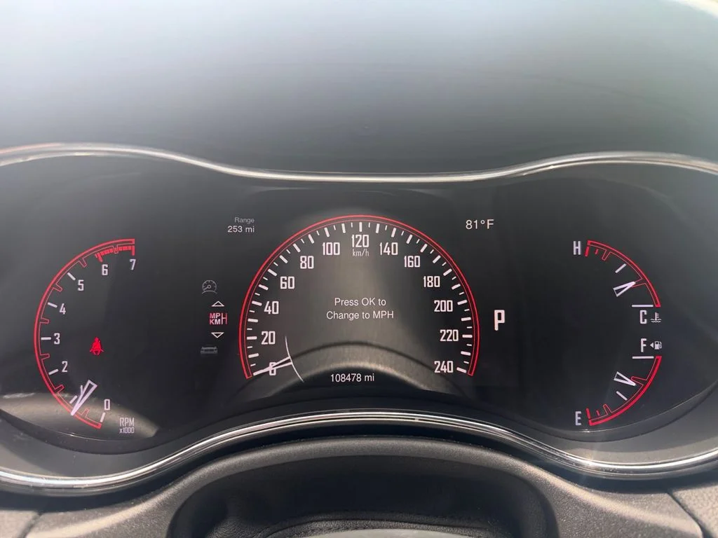 Used 2015 Silver Dodge R/T image 18