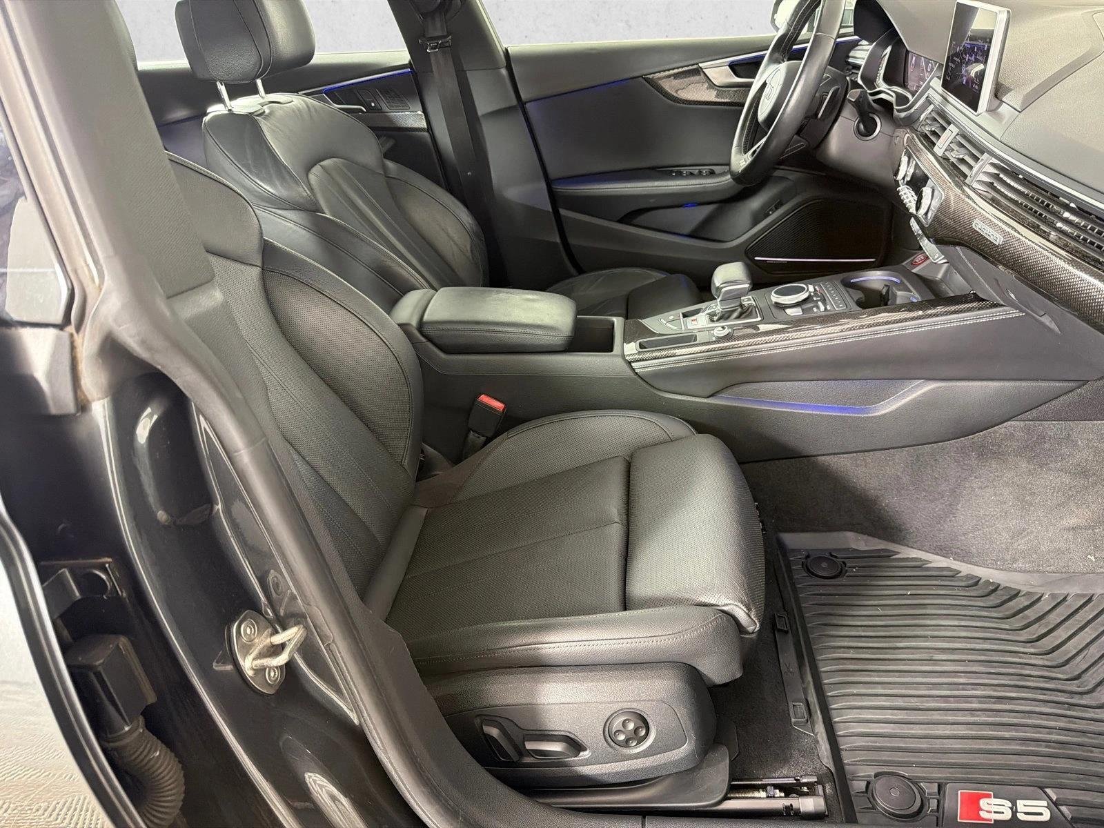 Used 2018 Daytona Gray Pearl Audi Prestige image 15