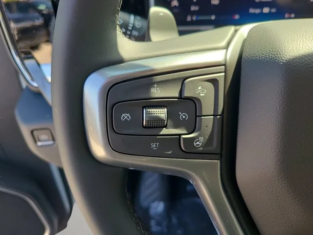 New 2026 Summit White Chevrolet LT image 25