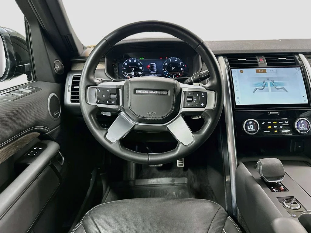 Used 2023  Land Rover HSE R-Dynamic image 23