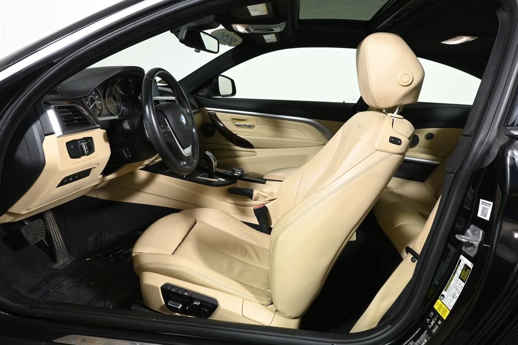 Used 2020 Black Sapphire Metallic BMW 430i xDrive image 3