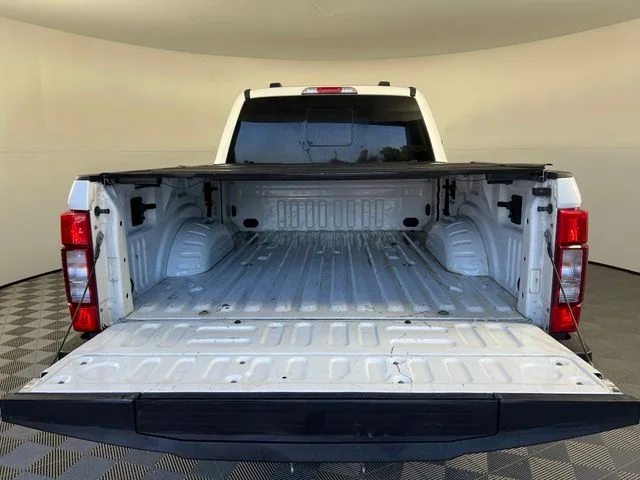Used 2022 White Ford Lariat image 37