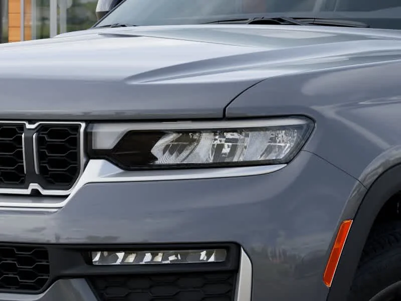New 2027 Sting-Gray Clearcoat Jeep Limited image 10