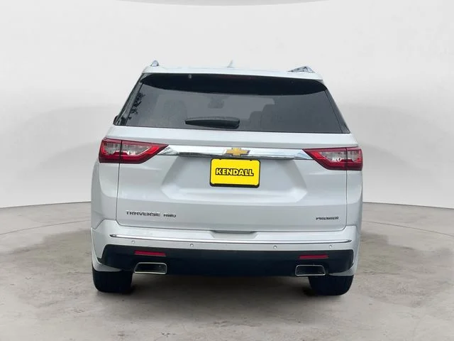 Used 2019 Pearl Chevrolet Premier image 4