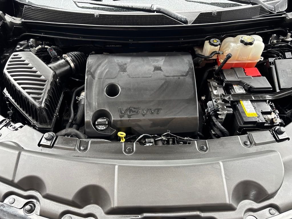 Used 2023 Black Chevrolet Premier image 10