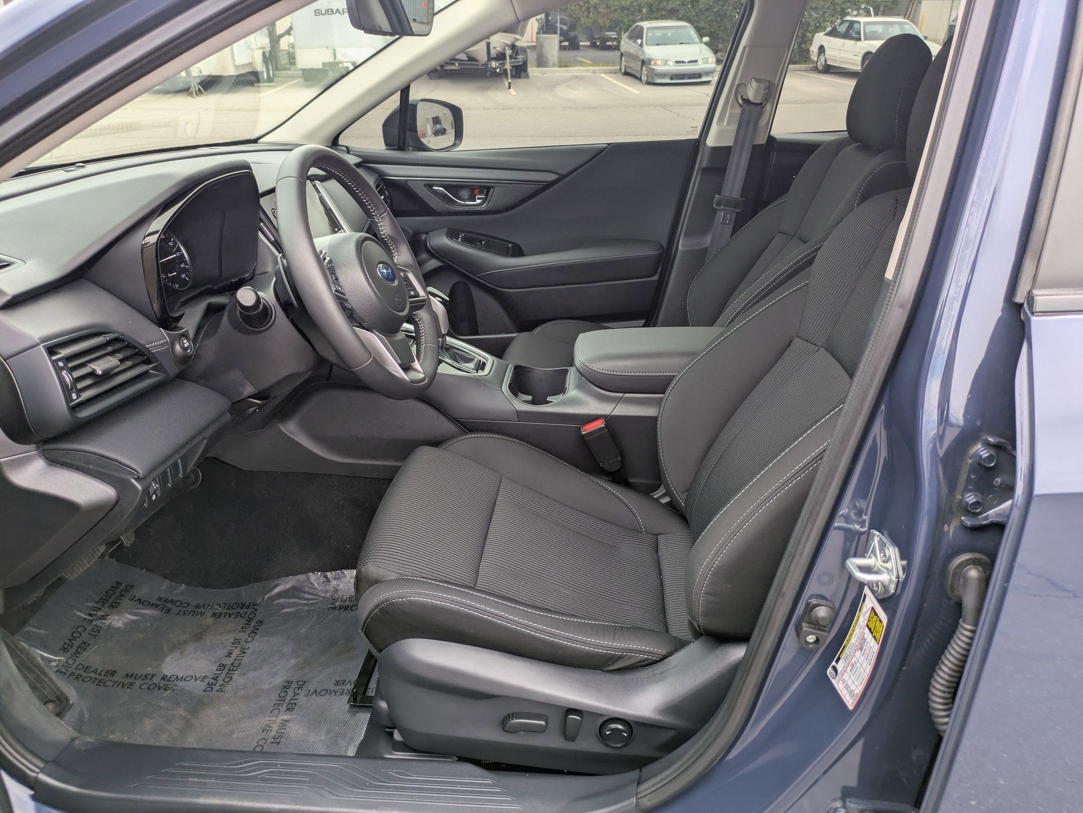Used 2025 Cosmic Blue Pearl Subaru Premium image 15