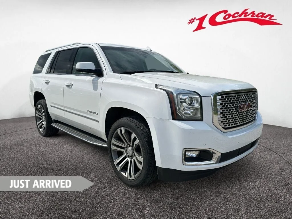 2017 GMC Yukon 4WD Denali's photo