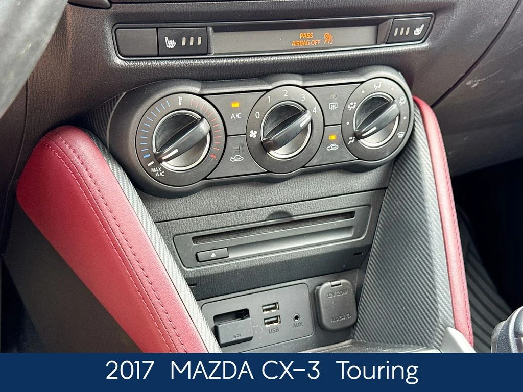 Used 2017 White Mazda Touring image 33