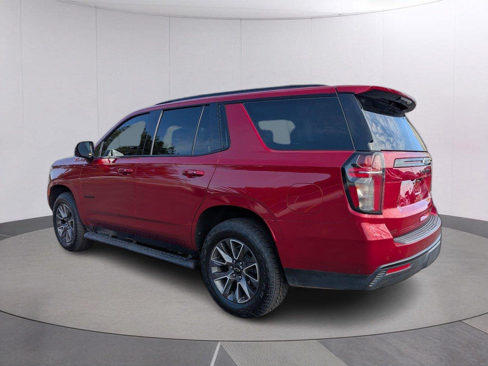 Used 2023 RADIANT RED TINTCOAT Chevrolet Z71 image 5