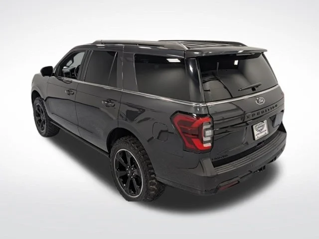 Used 2024 Gray Ford Limited image 6