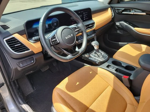 Certified Used 2024 Gray Kia SX image 17