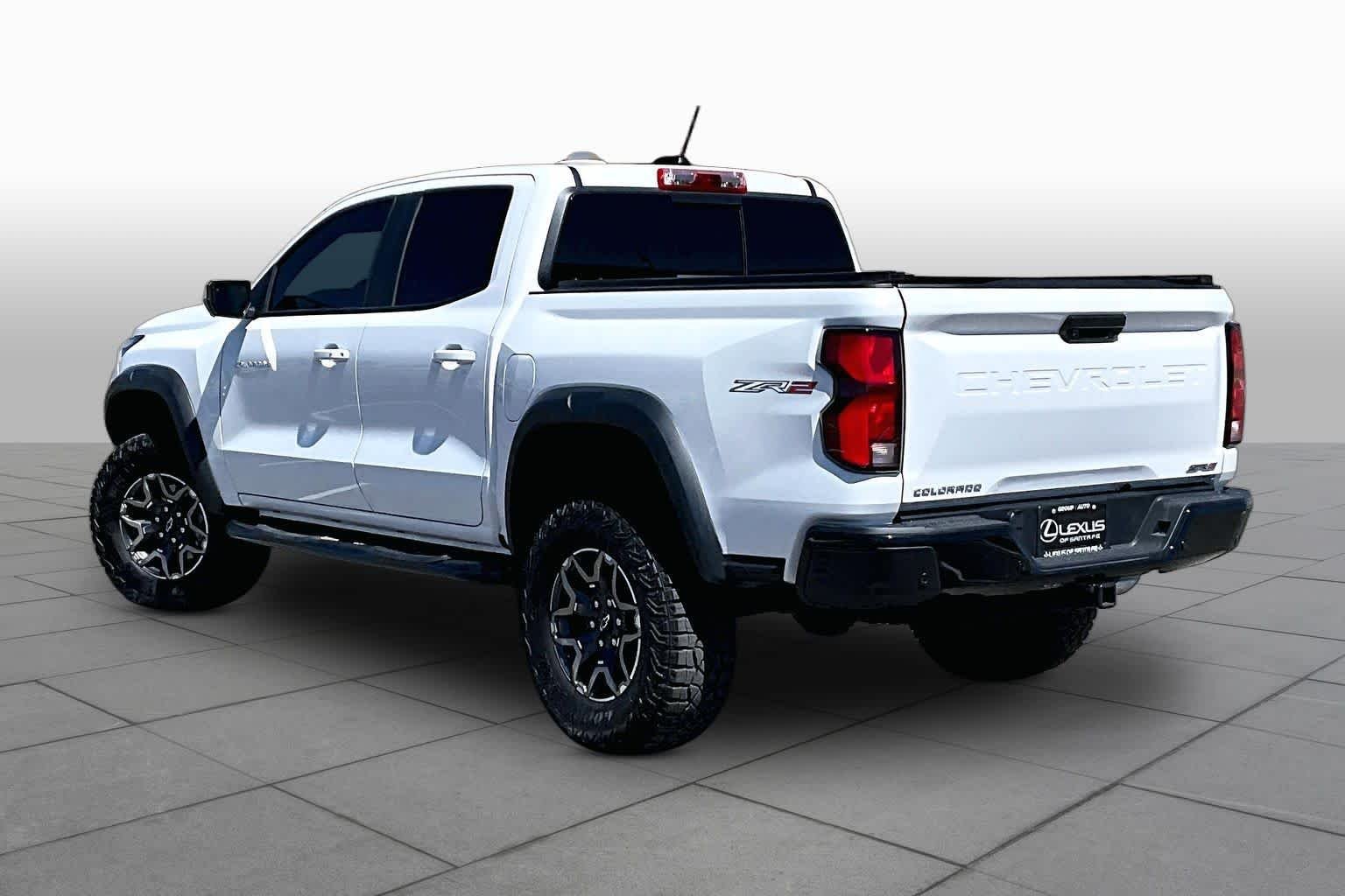 2025 Chevrolet Colorado ZR2 - Photo 12