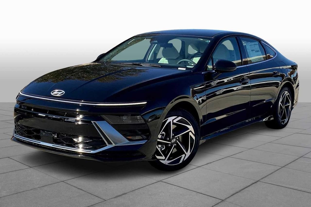 2026 Hyundai Sonata SEL AWD's photo