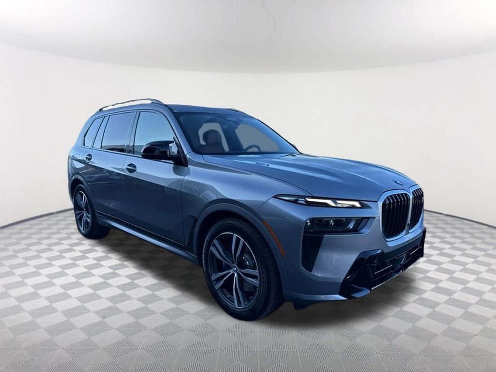 2026 BMW X7 M60i's photo