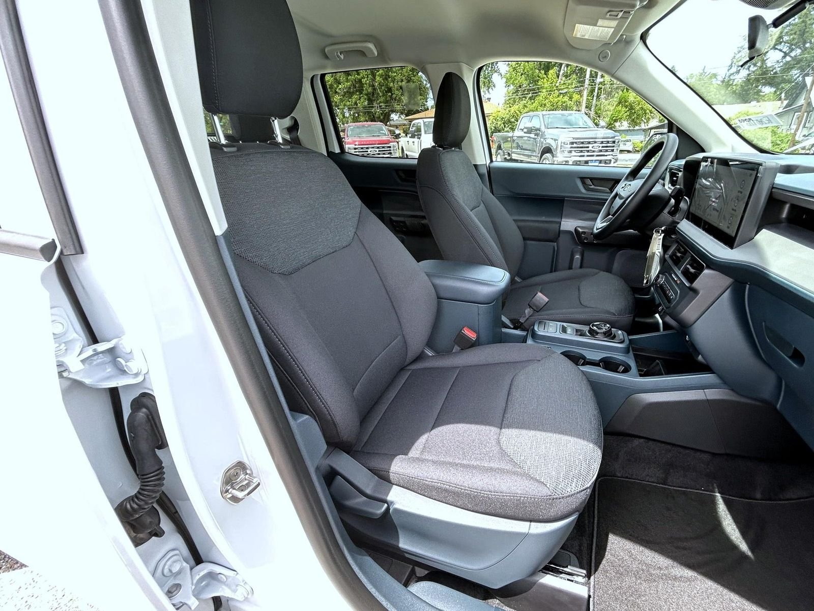 New 2026 Oxford White Ford XL image 15