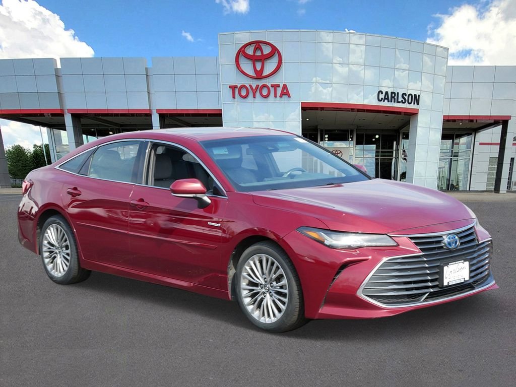 Used 2019 Toyota Avalon Limited with VIN 4T1B21FB5KU006126 for sale in Minneapolis, Minnesota