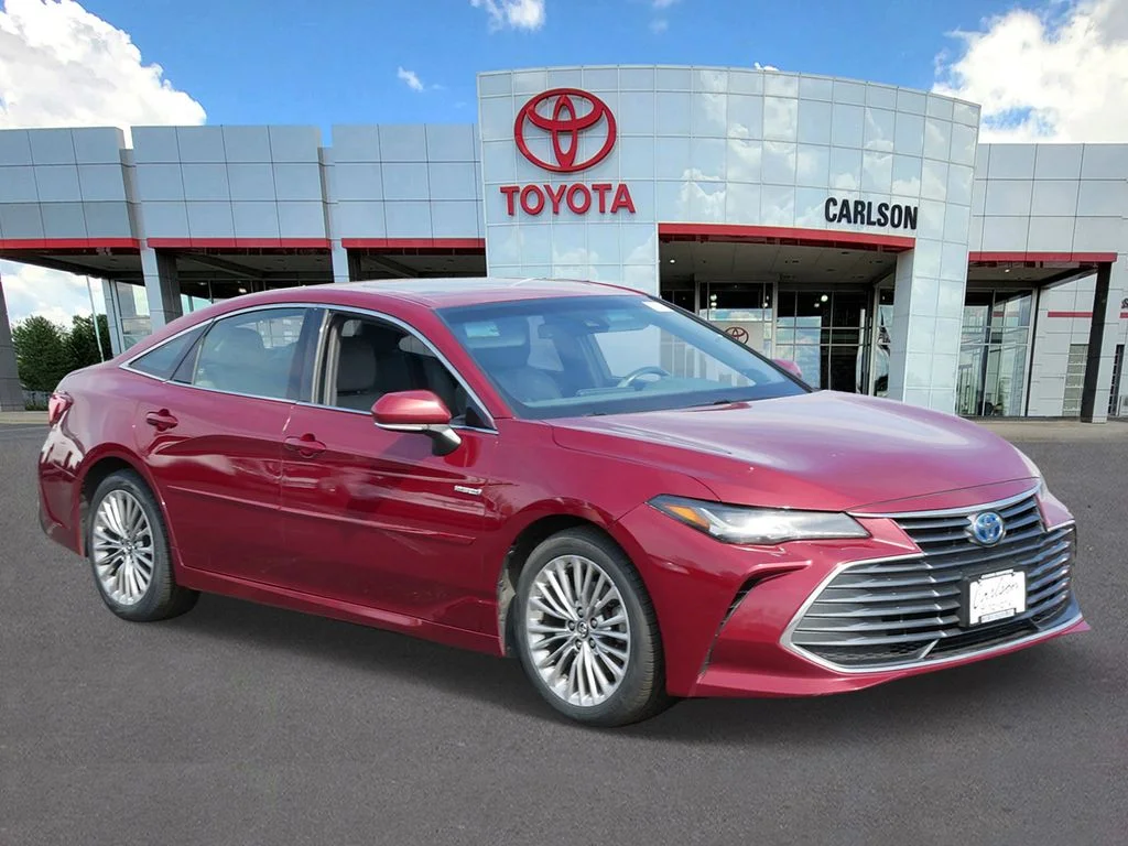 Used 2019 Toyota Avalon Limited with VIN 4T1B21FB5KU006126 for sale in Minneapolis, Minnesota