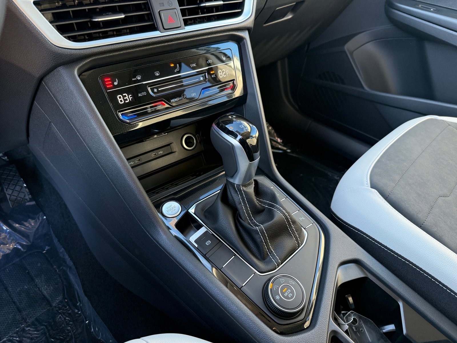 New 2026 Monument Gray Volkswagen SE image 13