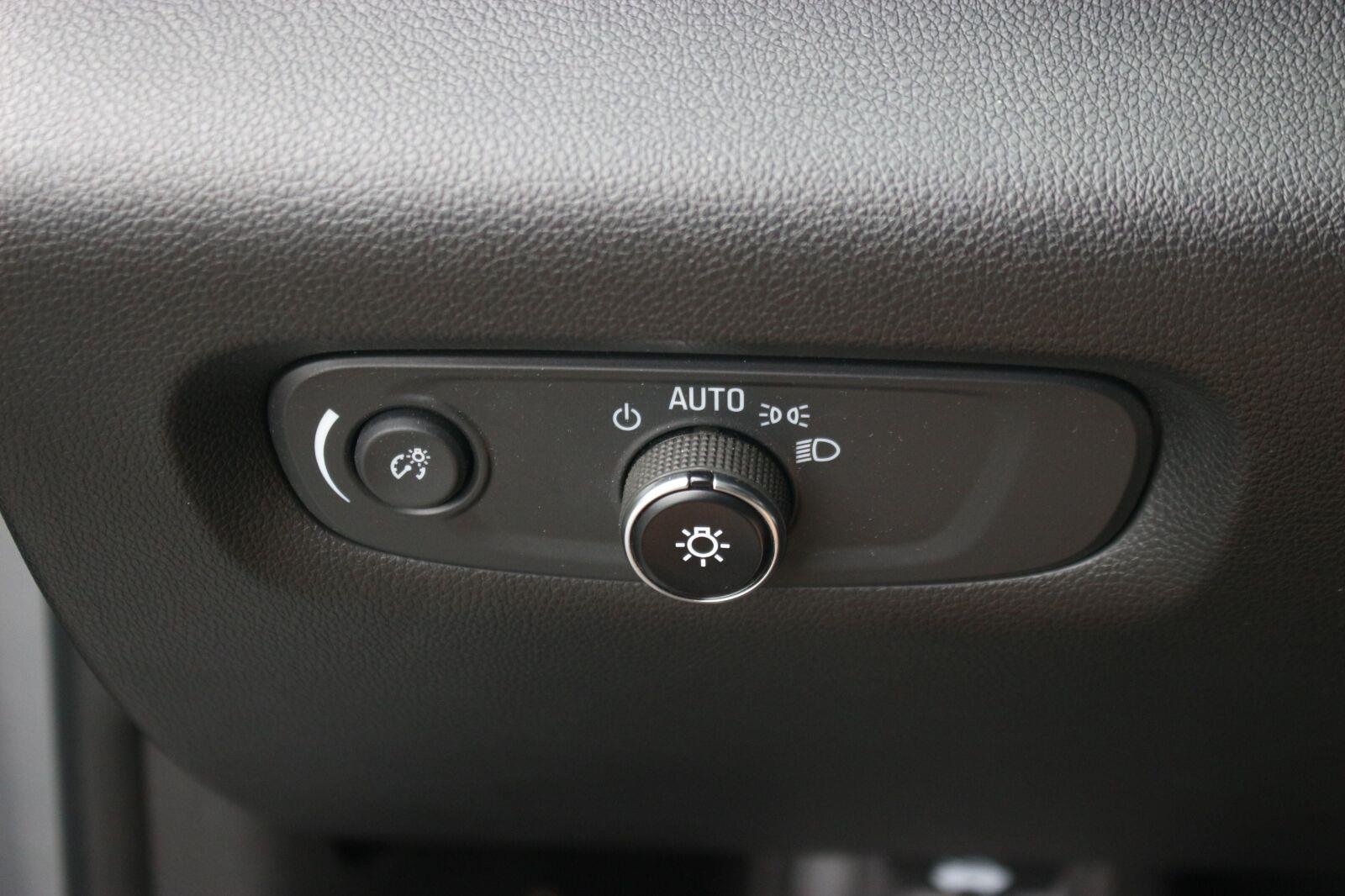 Used 2020 SATIN STEEL METALLIC Chevrolet LS image 27