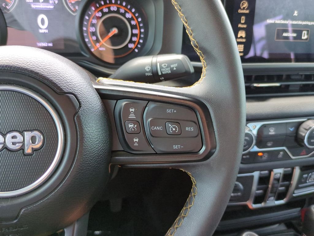 Used 2024 Gray Jeep Sport S image 19