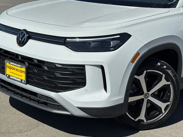 New 2026 Pure White Volkswagen 2.0T SE image 8