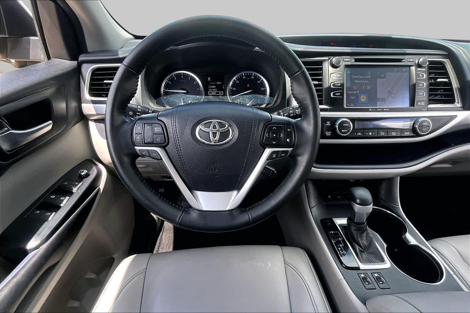 Used 2018 Celestial Silver Metallic Toyota XLE image 6