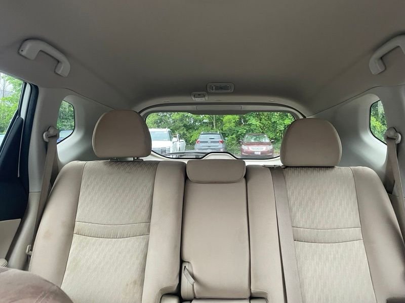 Used 2017 White Nissan SV image 9