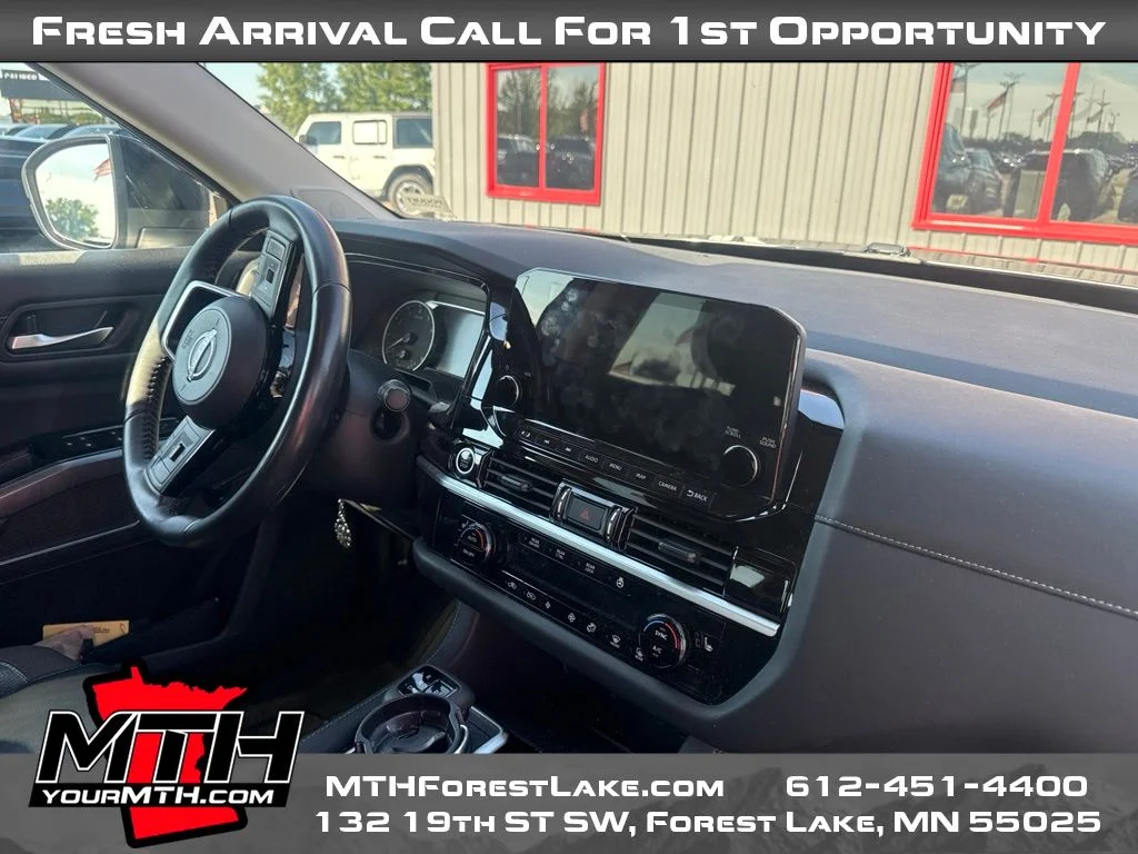 Certified Used 2024 Gray Nissan SL image 6