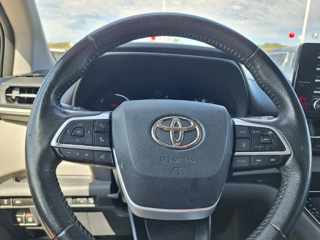 Used 2023 Beige Toyota XLE image 14