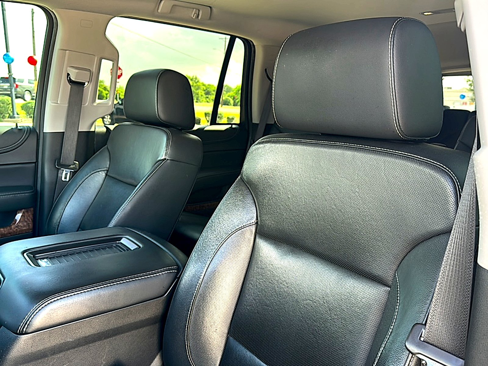 Used 2020 Summit White Chevrolet 2WD Premier image 14