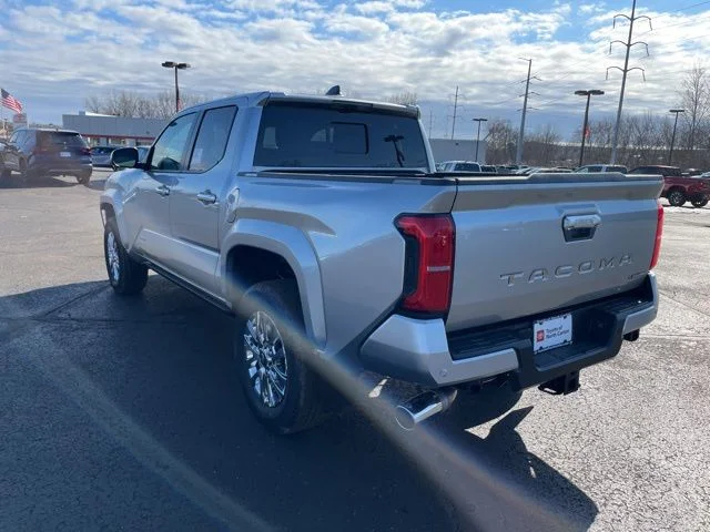 2026 Toyota Tacoma Limited - Photo 7