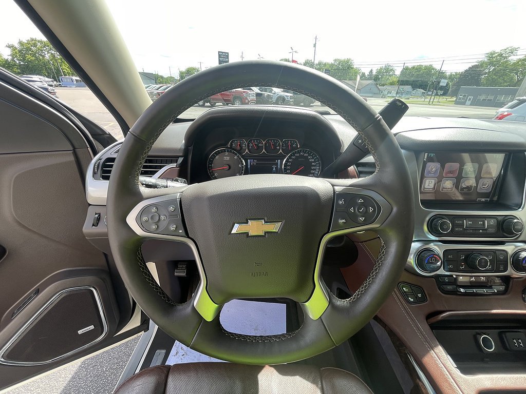 Used 2015 WHITE DIAMOND TRICOAT Chevrolet LTZ image 33
