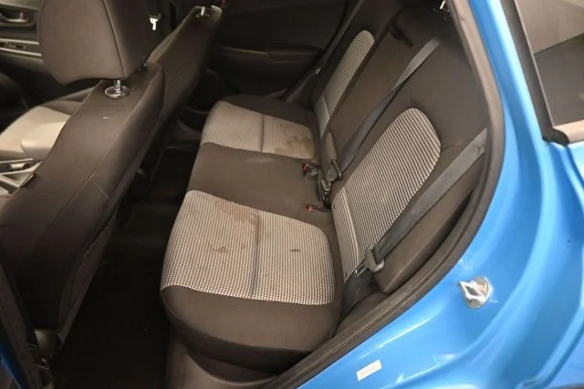 Used 2018 Blue Hyundai SEL image 19