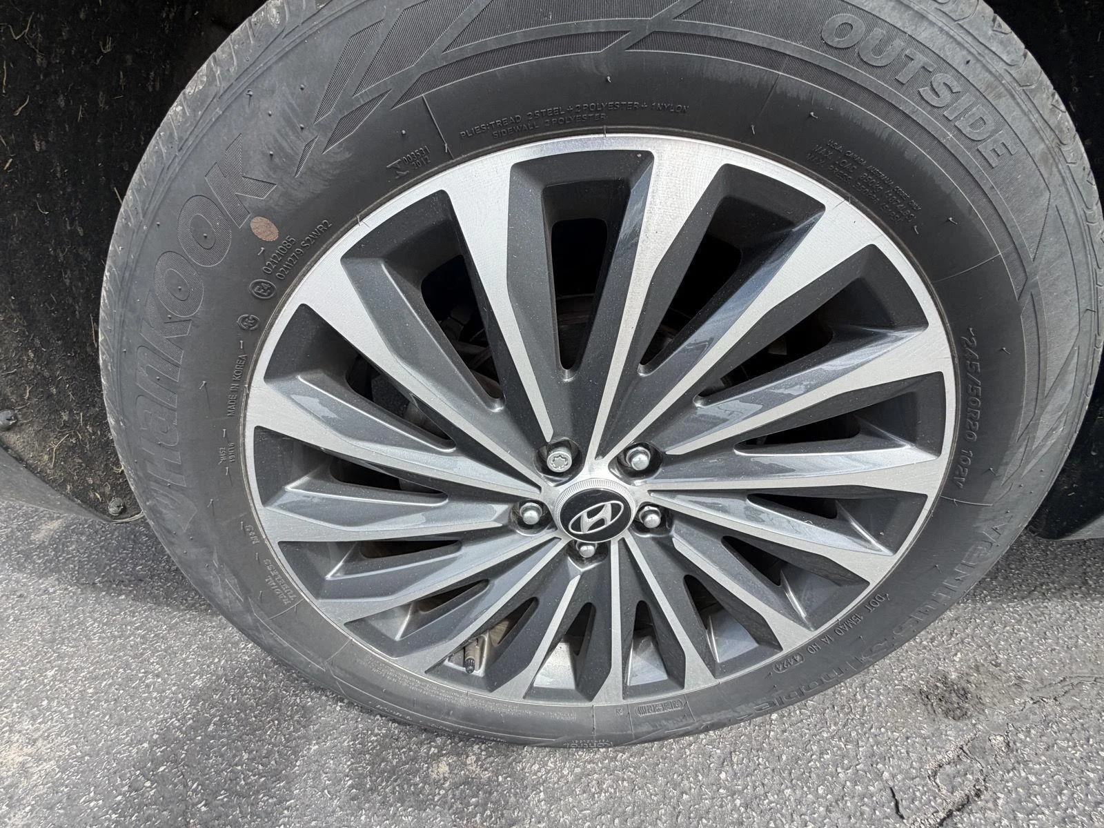Used 2025 Robust Emerald Hyundai Calligraphy image 13
