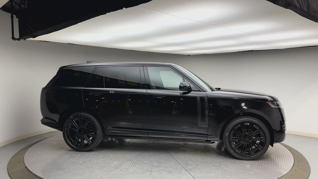 New 2026 Santorini Black Land Rover Autobiography image 9