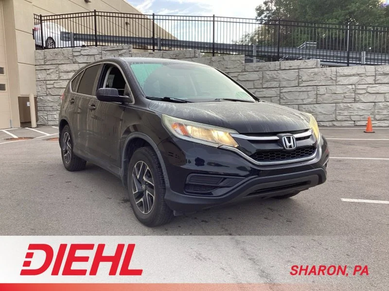 Used 2016  Honda SE image 1