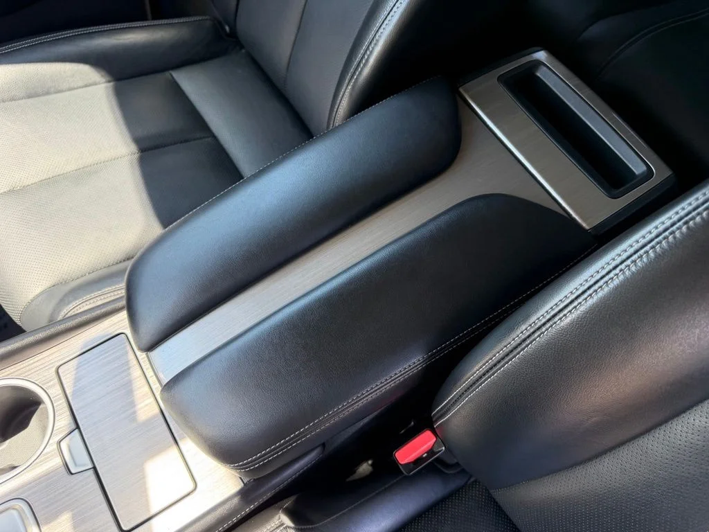 Used 2015 Silver Nissan SL image 25