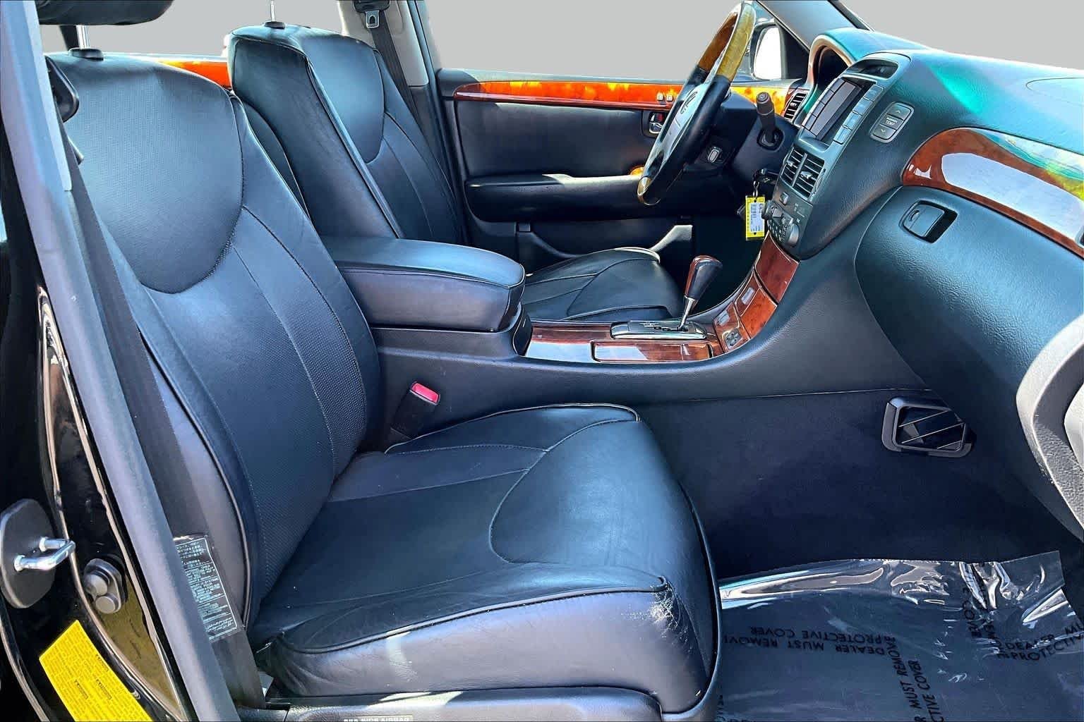 Pre-Owned 2004 Lexus LS 430