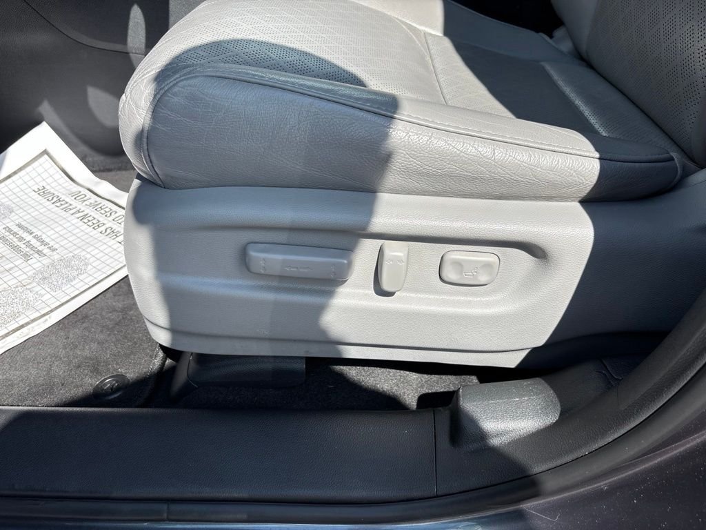 Used 2021 Gray Honda Touring image 13