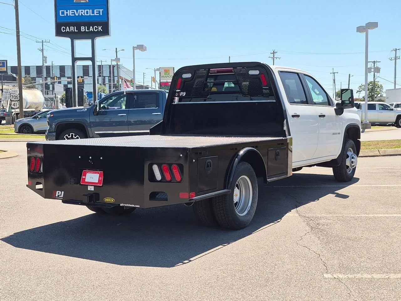 New 2025 Summit White Chevrolet Work Truck image 8